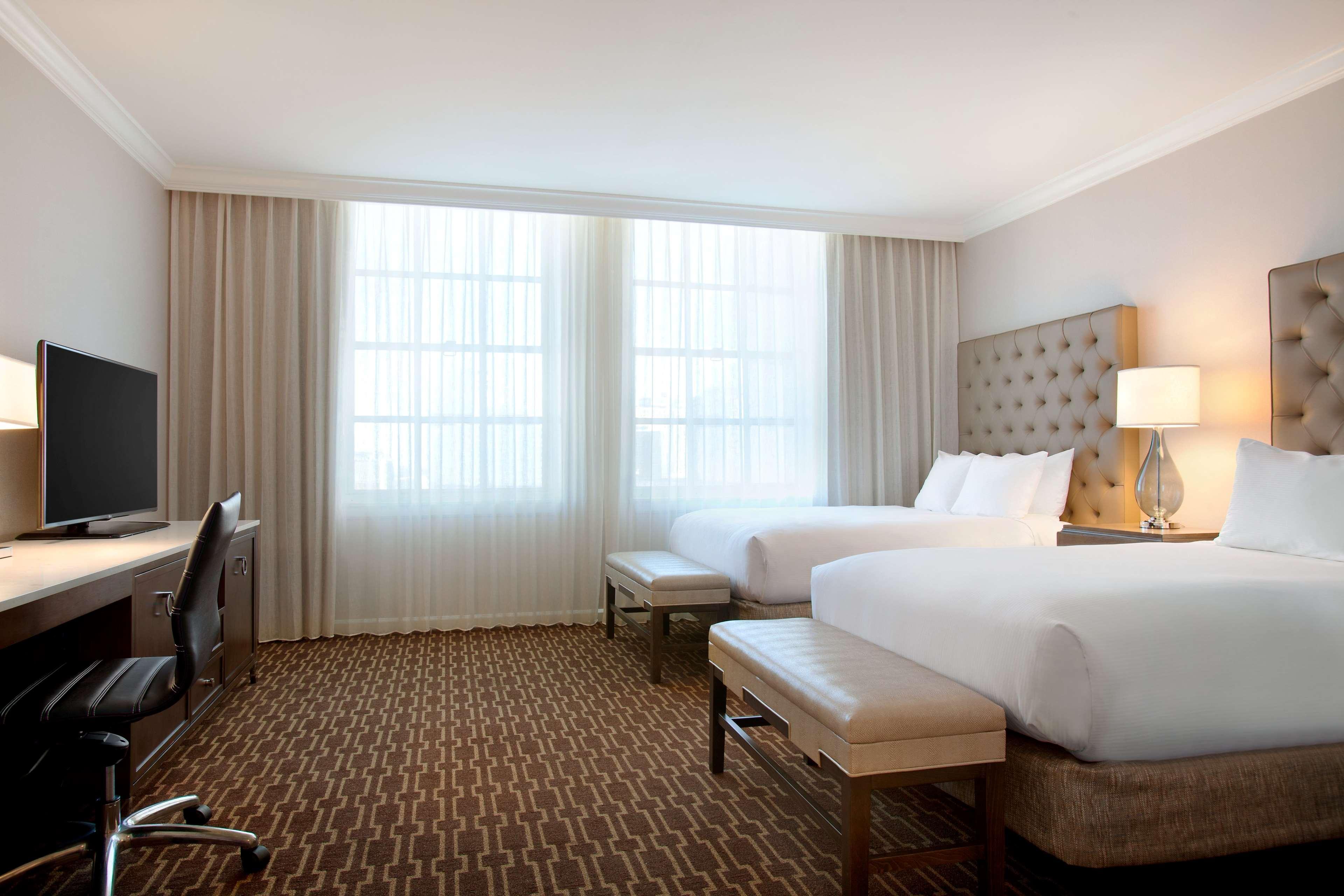 Hilton New Orleans / St. Charles Avenue Hotel Екстериор снимка