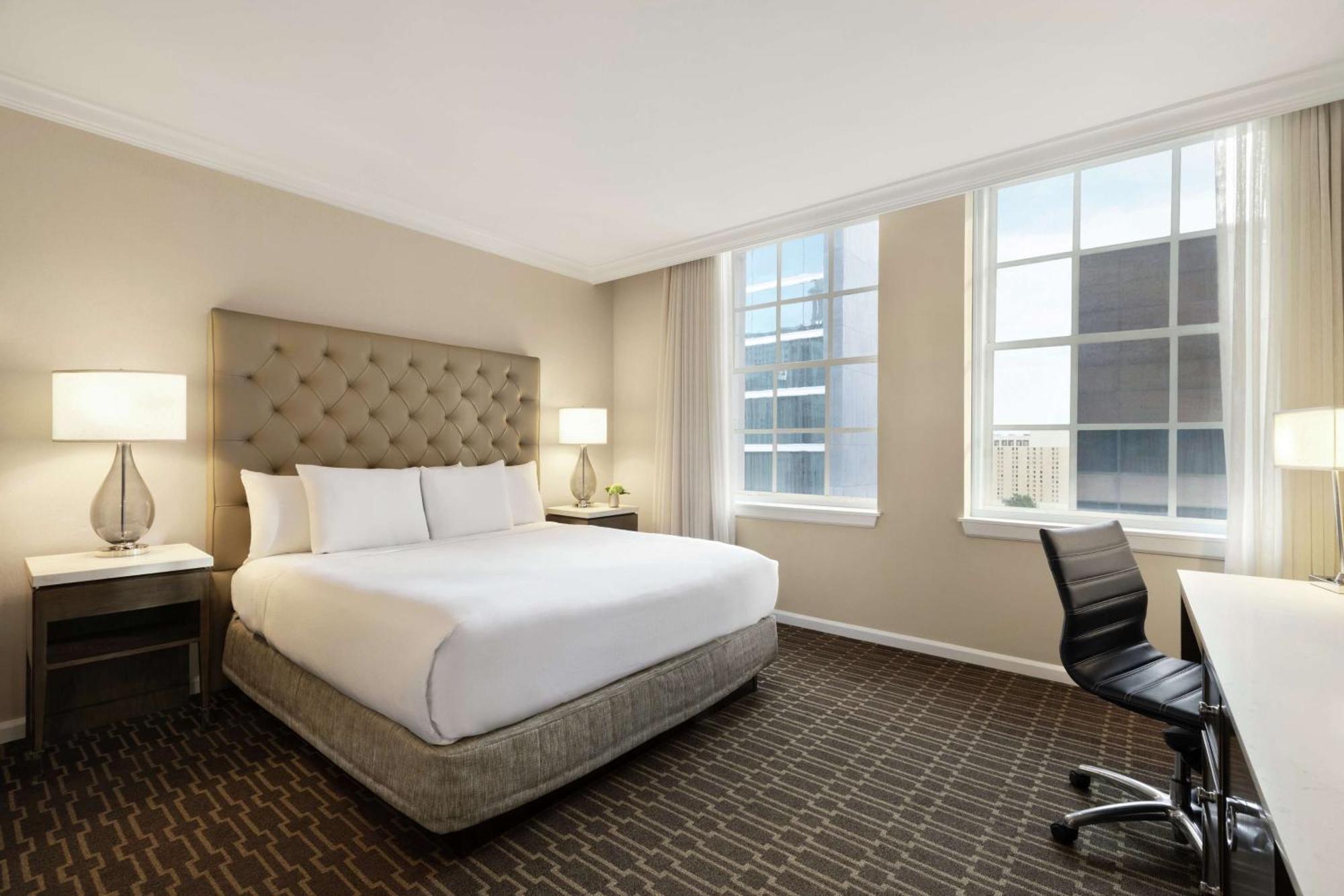 Hilton New Orleans / St. Charles Avenue Hotel Екстериор снимка
